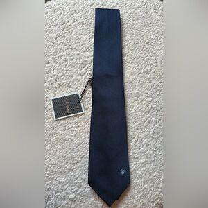 💙100% Authentic Chopard Navy Blue Silk Tie with Logo💙
